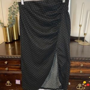 black and white polka dot skirt from francesca’s, size medium